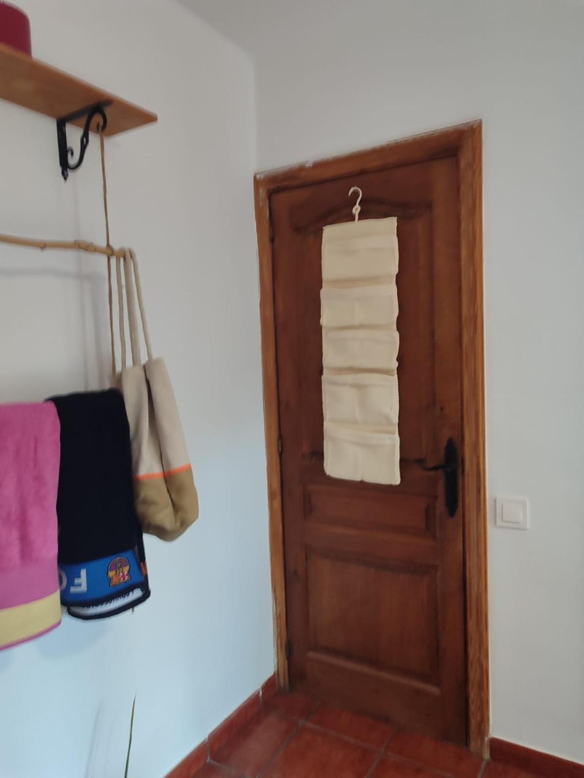 Habitacion Privada En Casa Particular, Montana Olesa de Bonesvalls Exteriör bild